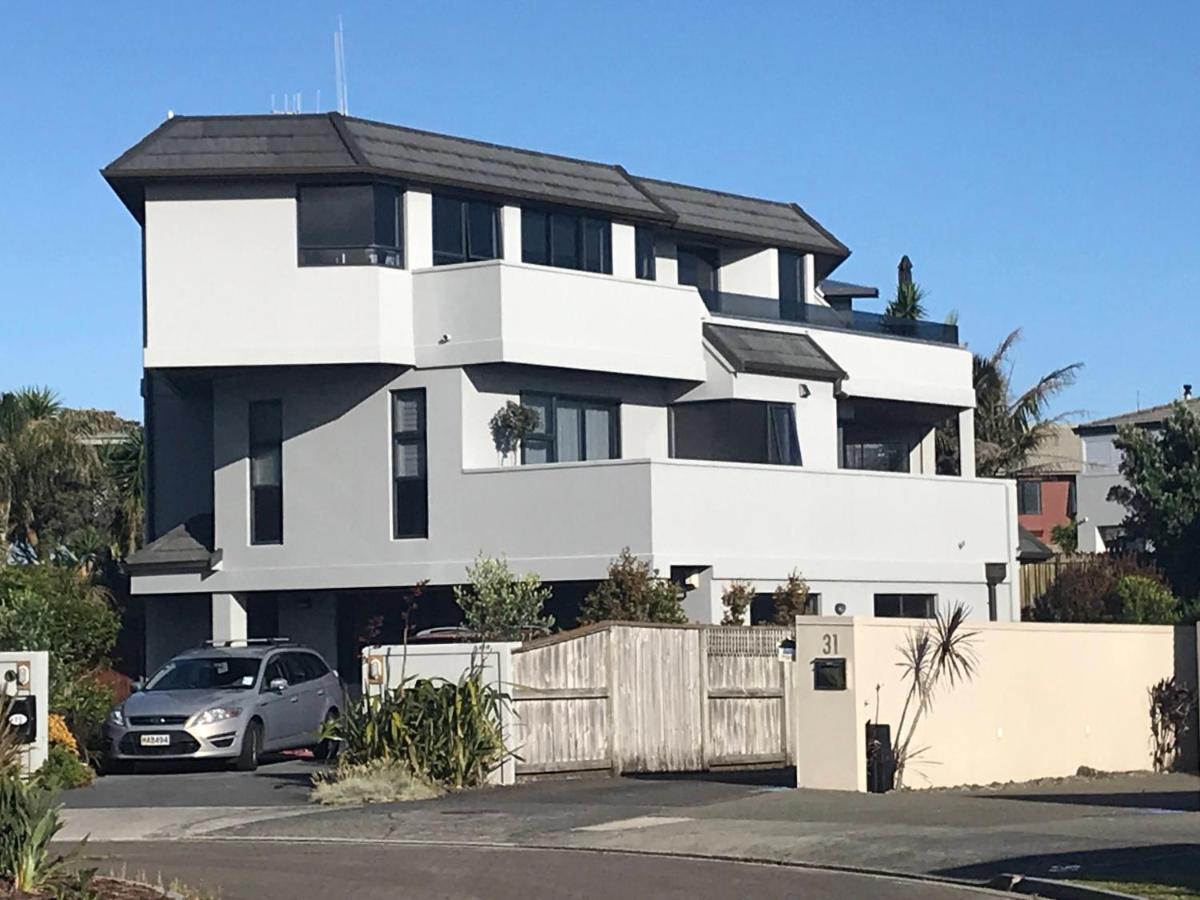 Superb Beachside Location, Private And Tranquil Apartment Mount Maunganui Luaran gambar