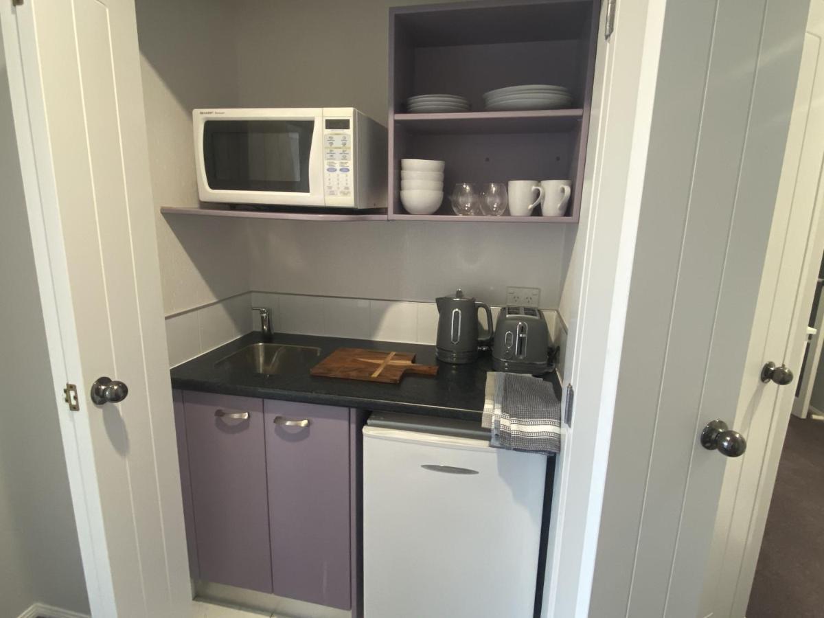 Superb Beachside Location, Private And Tranquil Apartment Mount Maunganui Luaran gambar