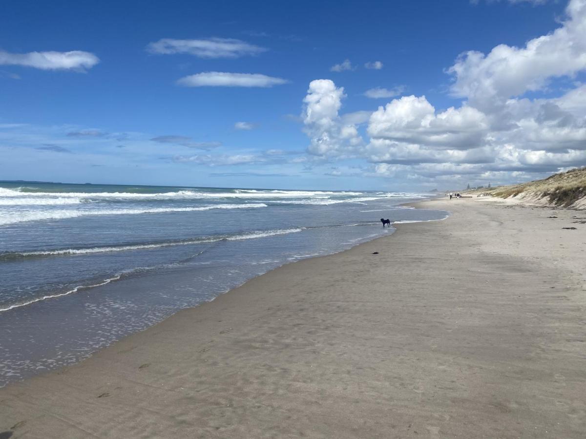 Superb Beachside Location, Private And Tranquil Apartment Mount Maunganui Luaran gambar